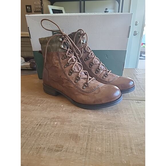 Josef Seibel Women's Sanja 09 Leather Combat Ankle Boot Cognac Brown Green EU 41 - Picture 1 of 12